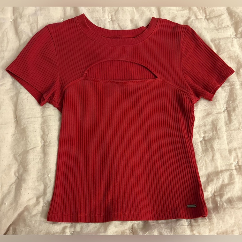 Hollister Women’s Red Ribbed Cut Out Crop Baby T-Shirt